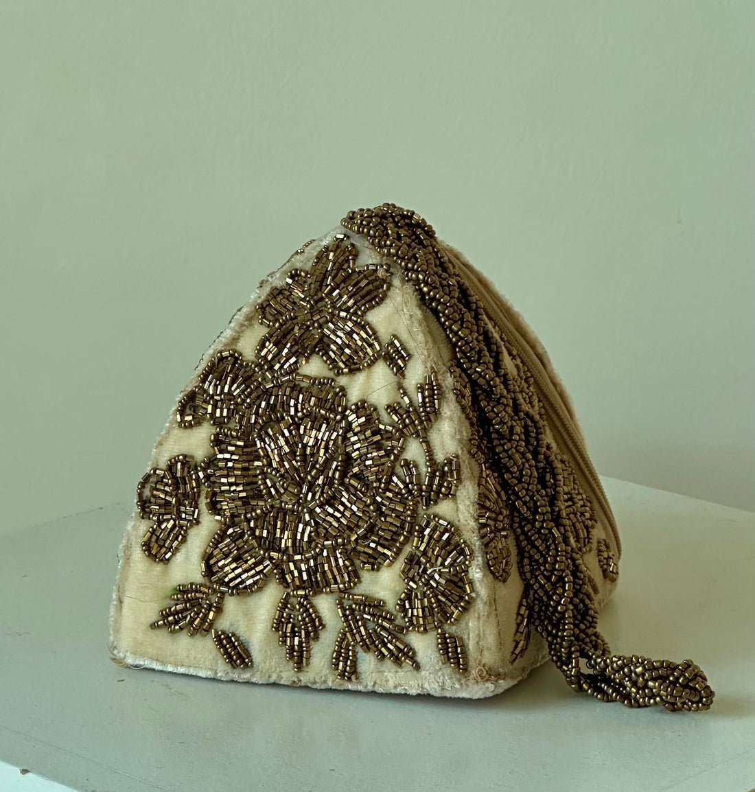Handmade Bags Pakistan: Clutches, Potli & Handbags