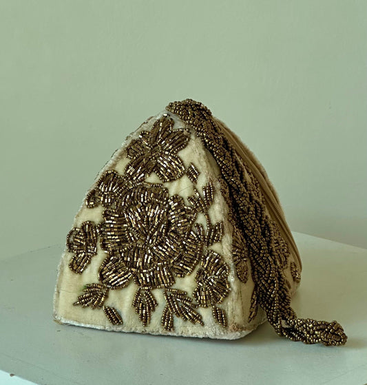 Handmade Bags Pakistan: Clutches, Potli & Handbags