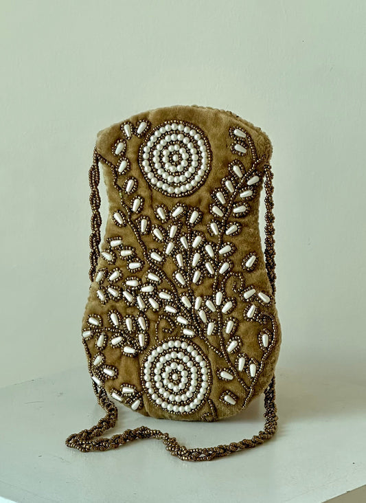 The Ultimate Guide to Choosing the Perfect Bridal Purse in Pakistan (2026 Edition)