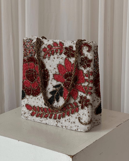 Handbags Pakistan: Best Stylish Hand Bags for Girls in 2026 - Amal Ayub