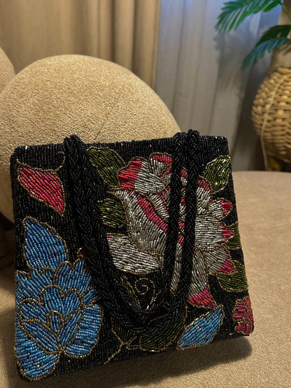 Black floral motive evening beaded handbag girls